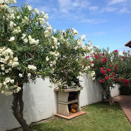 Дом отдыха Casa Janni With Heated Private Pool *